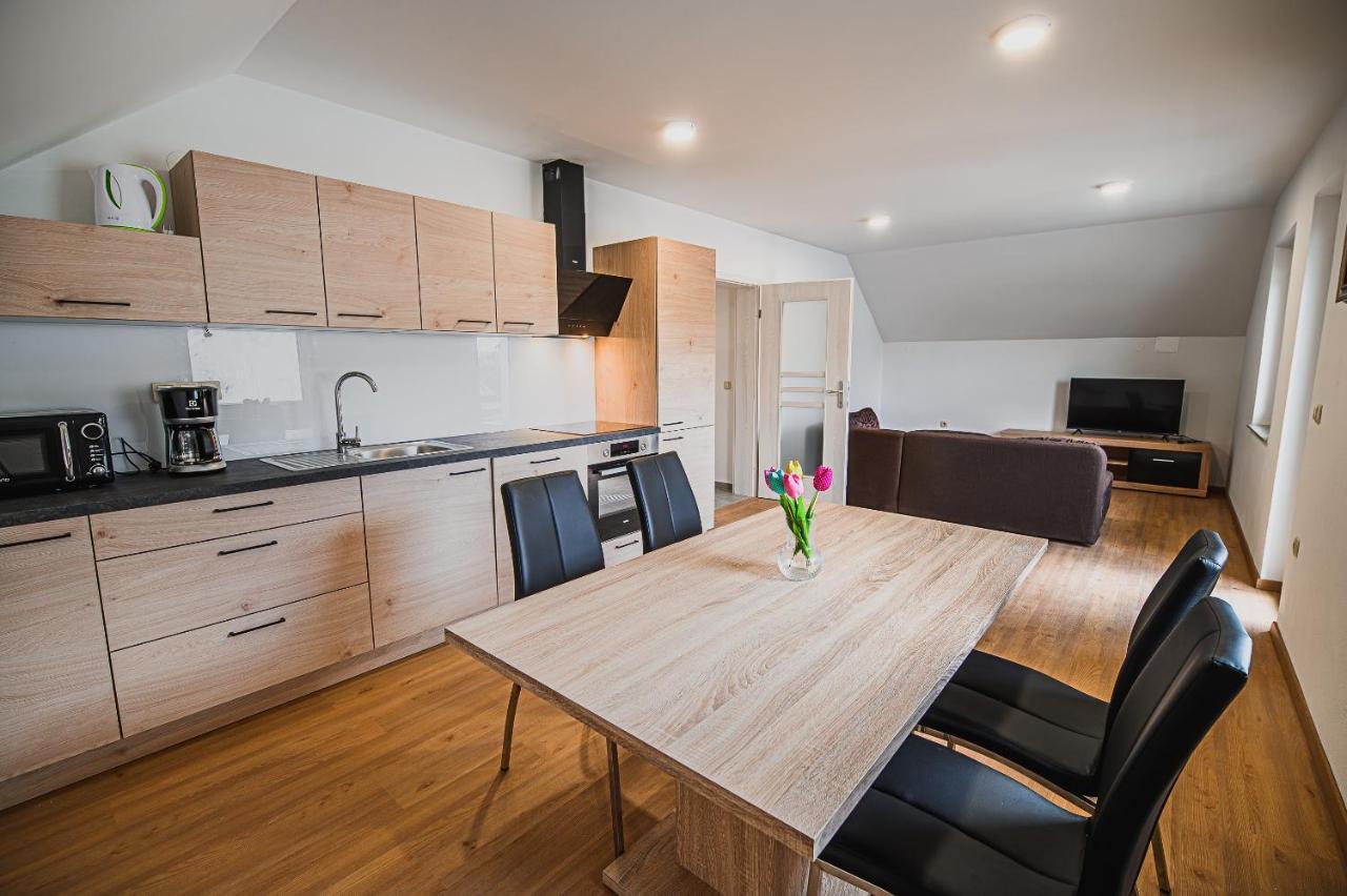 Mojcin Pisker Apartment House Крань Экстерьер фото