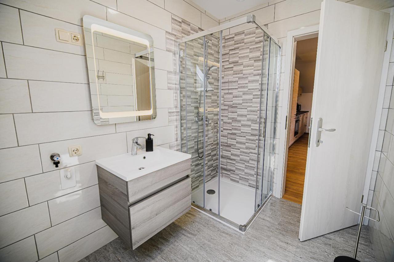 Mojcin Pisker Apartment House Крань Экстерьер фото